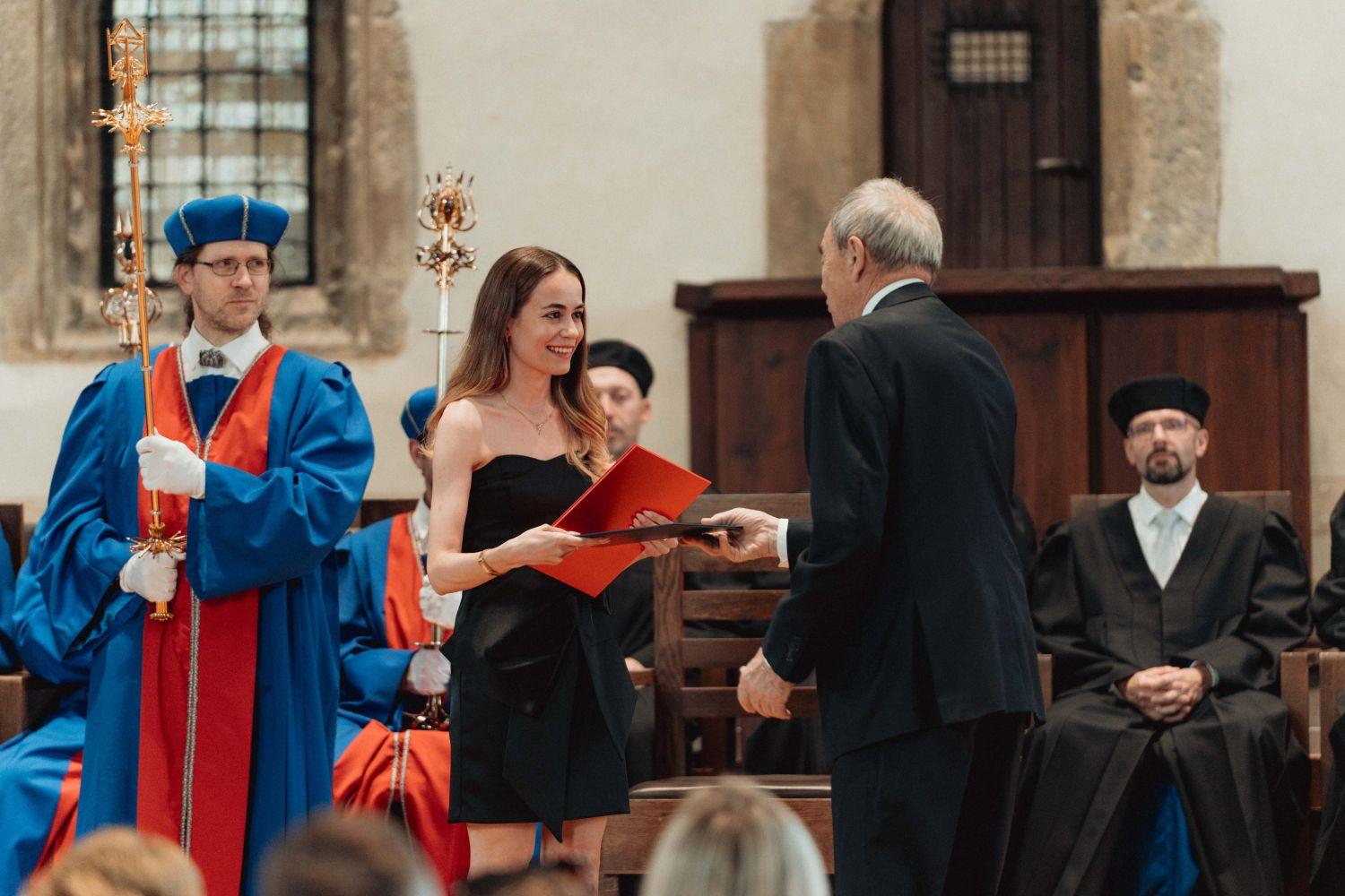 Ceny za vynikající diplomovou práci na Fakultě chemicko- inženýrské