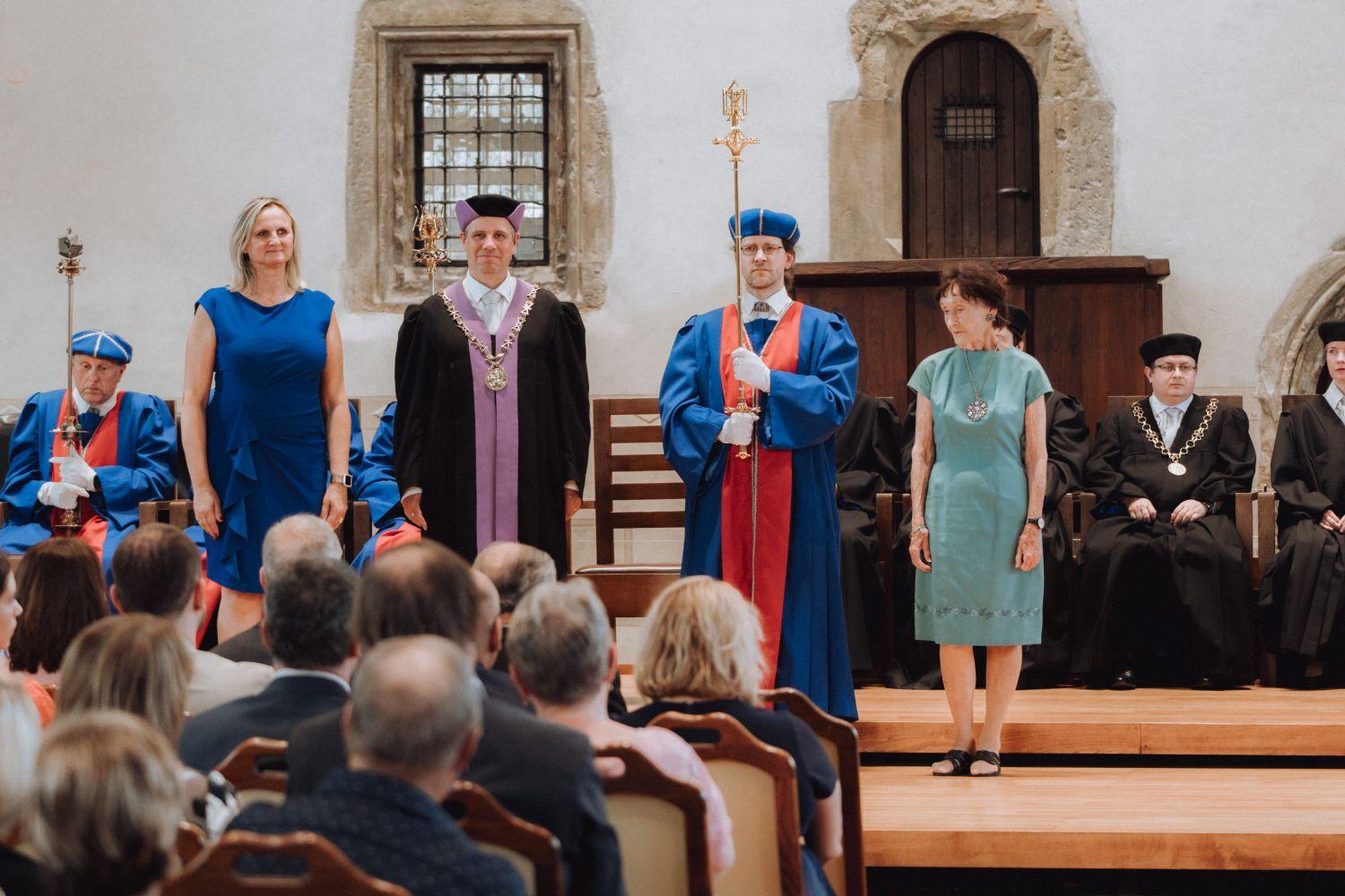 Medals of the Faculty of Chemical Engineering